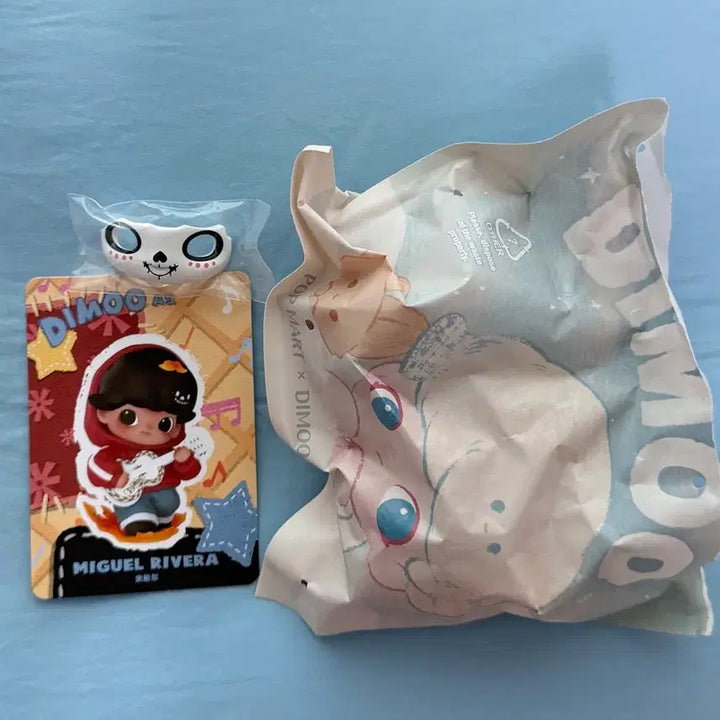 [BUNJANG] Pop Mart Dimoo World x Pixar Series Miguel Rivera Figure / 팝마트 픽사 디무 코코 미겔 리베라 디무 월드 X 픽사 시리즈