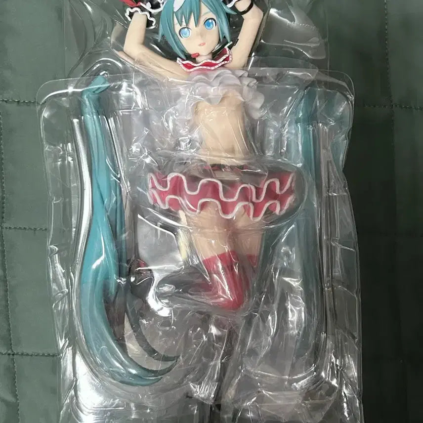 [BUNJANG] Hatsune Miku Breath You Sega Classic Figure / 하츠네 미쿠 브레스유 세가 고전 피규어