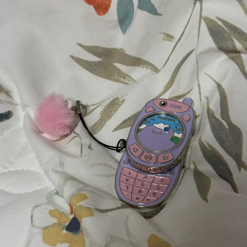 [BUNJANG] Pokemon Ditto Feature Phone Metal Keyring Badge / 포켓몬스터 포켓몬 팝업 메타몽 피쳐폰 메탈 키링 뱃지
