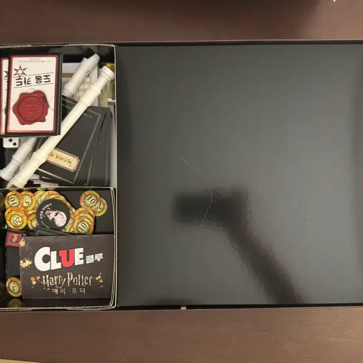[BUNJANG] Harry Potter Clue Board Game / 해리포터 클루 보드게임