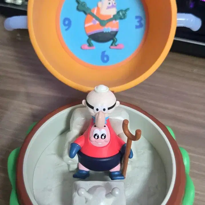 [BUNJANG] Pop Mart SpongeBob Krabby Patty Patrick Star Figure / 스폰지밥 크래비 패티 팝마트 뚱이