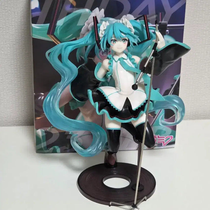 [BUNJANG] Hatsune Miku AMP 2023 Birthday Figure / 미쿠 AMP 2023 생일 피규어