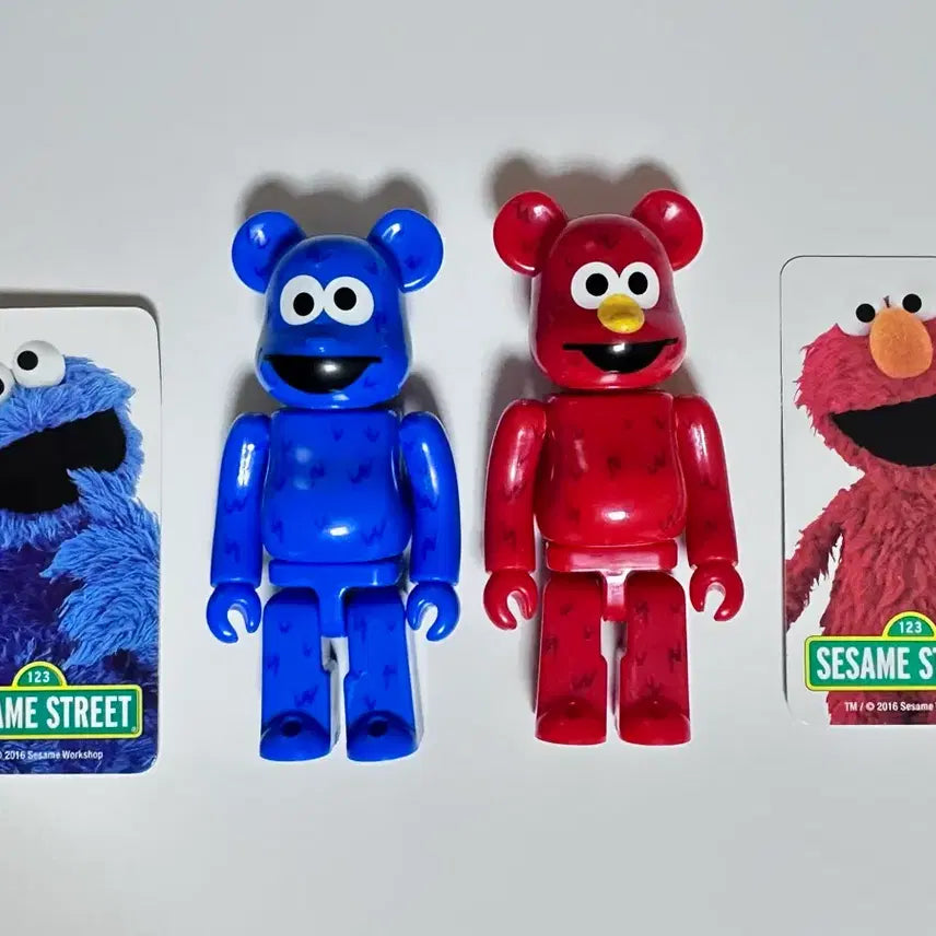 [BUNJANG] Bearbrick Series 32 Elmo &amp; Cookie Monster Set (Unsealed) / 베어브릭 32탄 엘모&amp;쿠키몬스터 세트 개봉