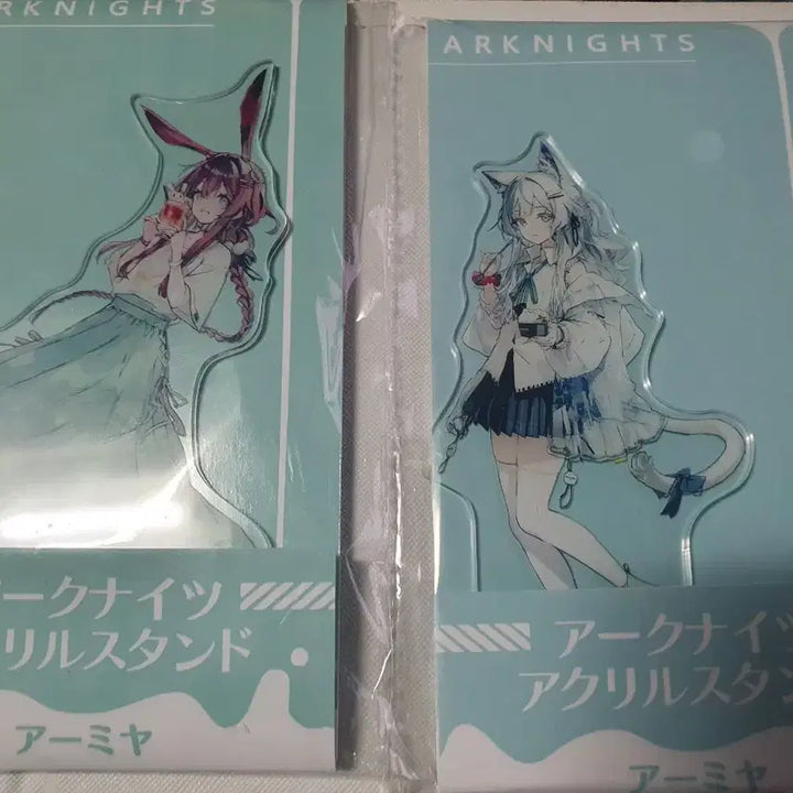 [BUNJANG] Arknights Amiya &amp; Rosmontis Lawson Collaboration Acrylic Stand Set / 명일방주 아미야 로즈몬티스 로손 콜라보 아크릴스탠드