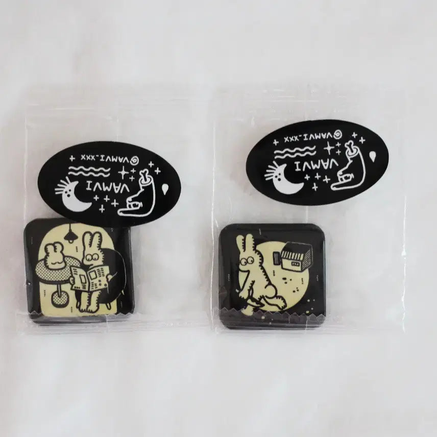 [BUNJANG] Bambi Artist Pin Button Set (2 Types) / [미개봉] 3737 밤비 작가 사각핀 버튼 2종 세트