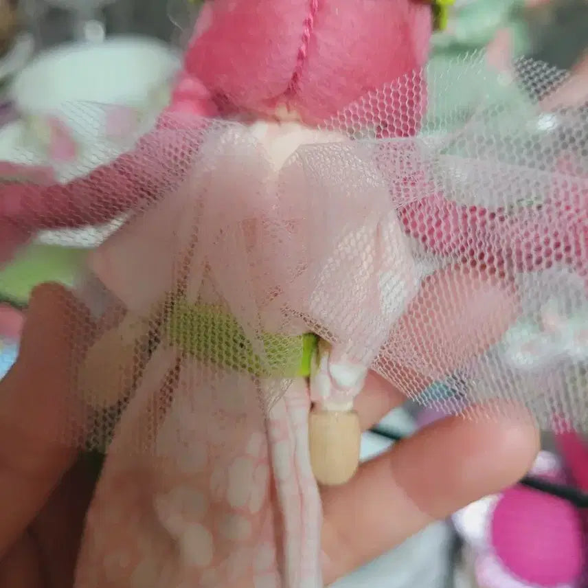 [BUNJANG] Australian Flower Petal Doll Pink Braided Hair / 수입 호주꽃잎 머리 핑크색 머리 땋은 인형