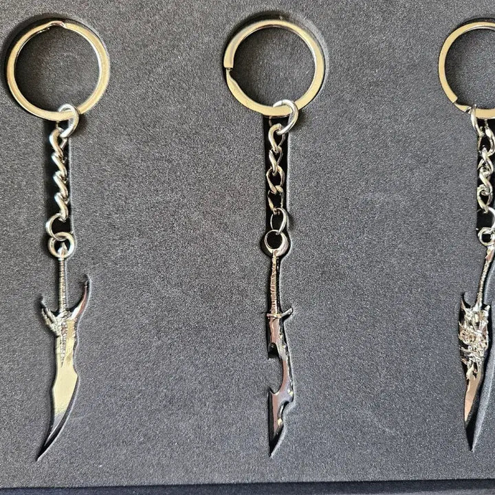 [BUNJANG] Solo Leveling Dagger Metal Keychain Set / 나혼자만 레벨업 금속 키링