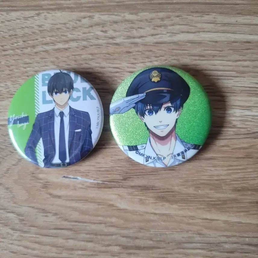 [BUNJANG] Blue Lock Isagi Badge Set (Formal &amp; Station Attendant Ver.) / 블루록 이사기 뱃지 2종