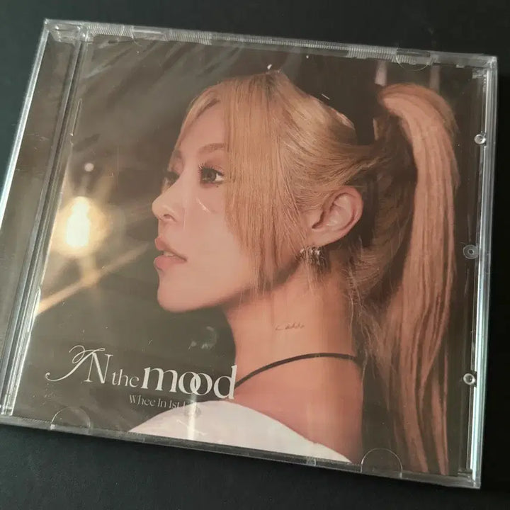 [BUNJANG] Whee In In the mood 1st EP (Sealed) / (미개봉/새제품)휘인 In the mood 1st EP