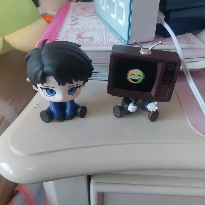 [BUNJANG] Brown Sitting Figure / 괴출 괴담출근 모두앉아 피규어 브라운