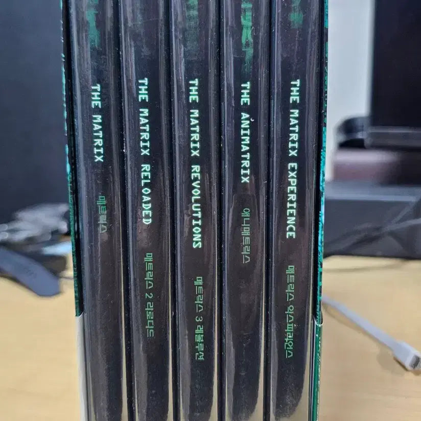 [BUNJANG] The Matrix Ultimate Collection DVD 10-Disc Set / 매트릭스 얼티밋 컬렉션 DVD 10디스크 세트