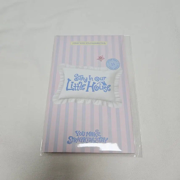 [BUNJANG] Stray Kids I.N Little House Foxy Special Ticket Set Photocard Polar Sticker 6th Fan Meeting MD Goods / [미개봉] 스트레이키즈 리틀하우스 아이엔 폭시니 스페셜 티켓 세트 포카 폴라 띠부띠부씰 6기 팬미팅 엠디 굿즈 little house