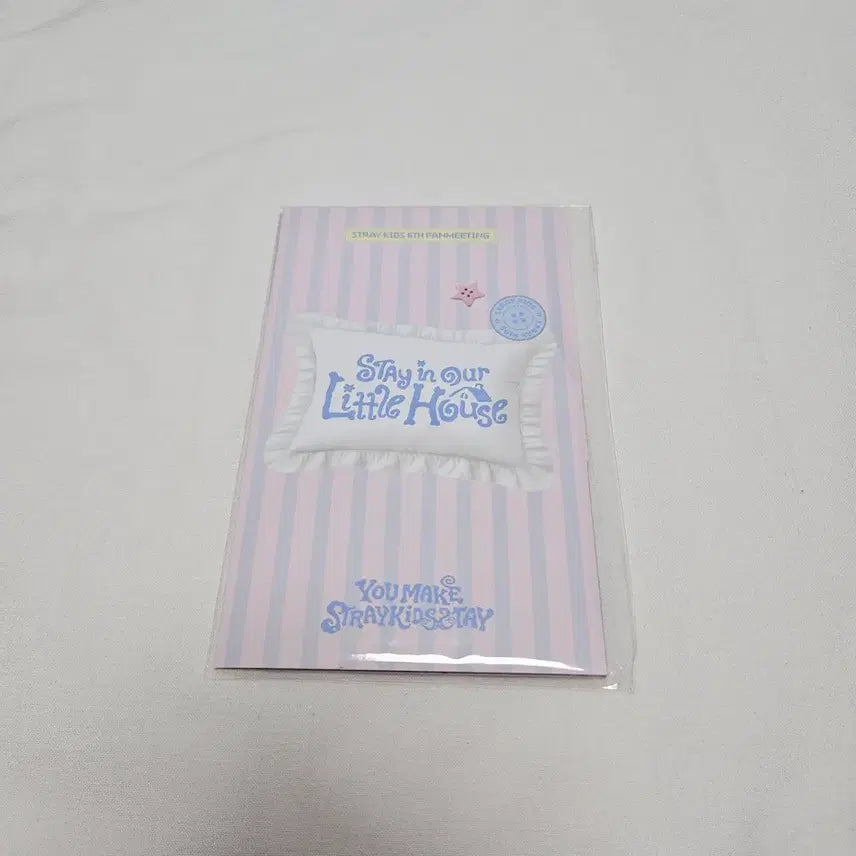[BUNJANG] Stray Kids Changbin Little House Special Ticket Set Photocard Polaroids Sticker Set 6th Fan Meeting MD Goods / [미개봉] 스트레이키즈 리틀하우스 창빈 돼끼 스페셜 티켓 세트 포카 폴라 띠부띠부씰 6기 팬미팅 엠디 굿즈 little house