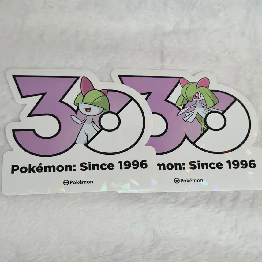 [BUNJANG] Pokemon 30th Anniversary Logo Sticker Ralts, Kirlia / 포켓몬 30주년 기념 로고 스티커 랄토스, 킬리아 판매합니다!