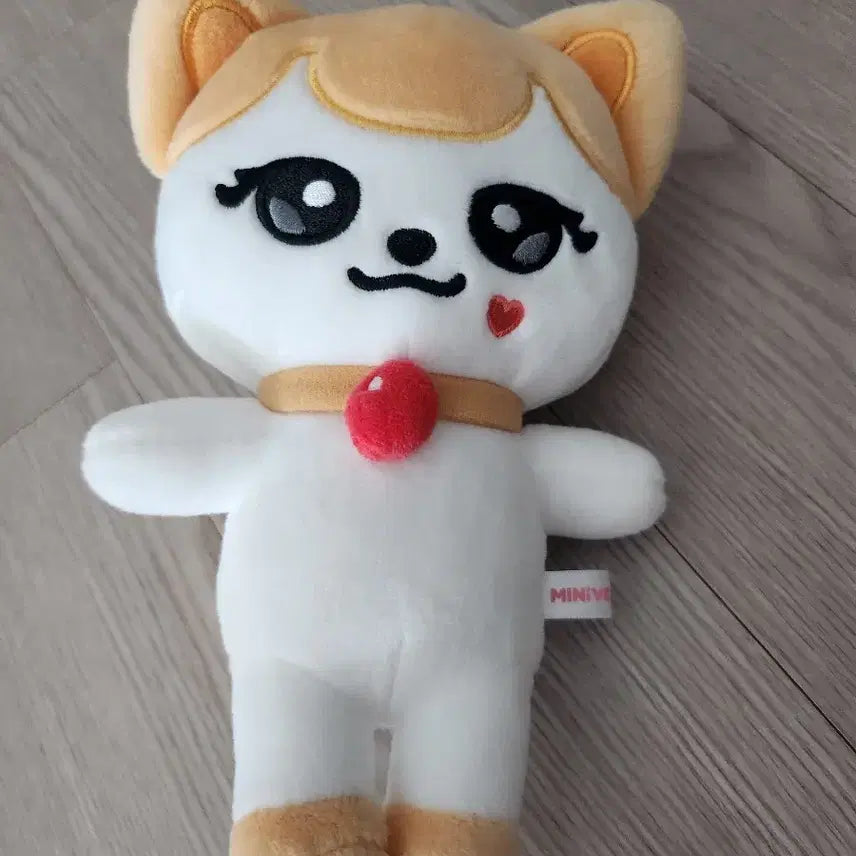 [BUNJANG] Miniv Lizz Cheese Original Plush Doll / 미니브 리즈 치즈 오리지널 플러시 인형