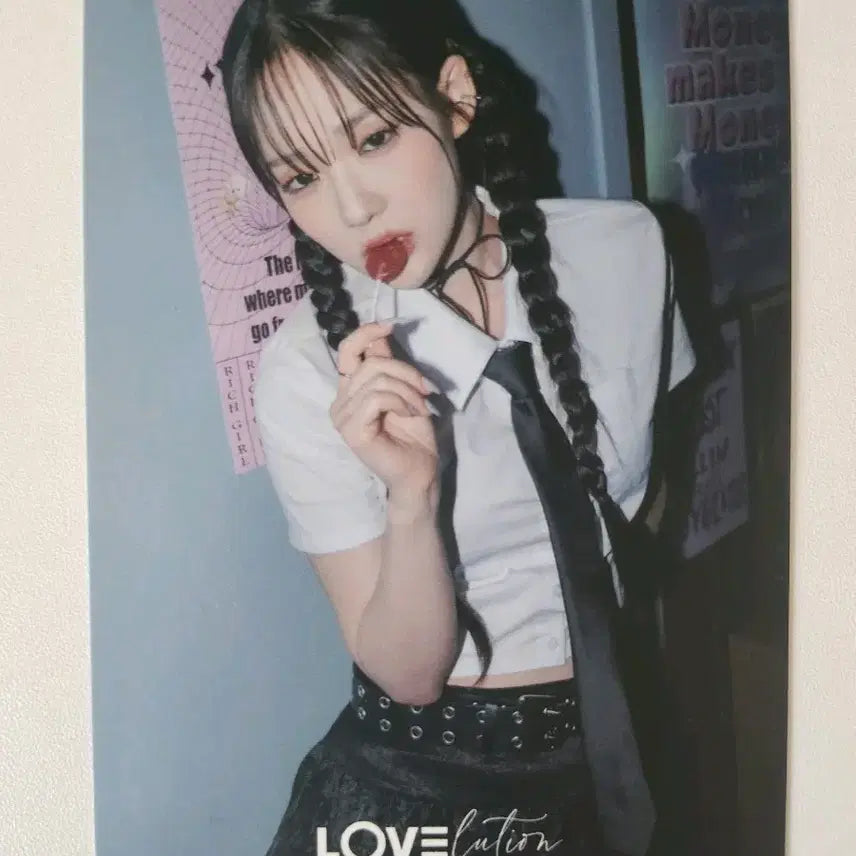[BUNJANG] TripleS Seoyeon Lovelution Official Postcard / 트리플에스 서연 러블루션 공방 엽서 러블