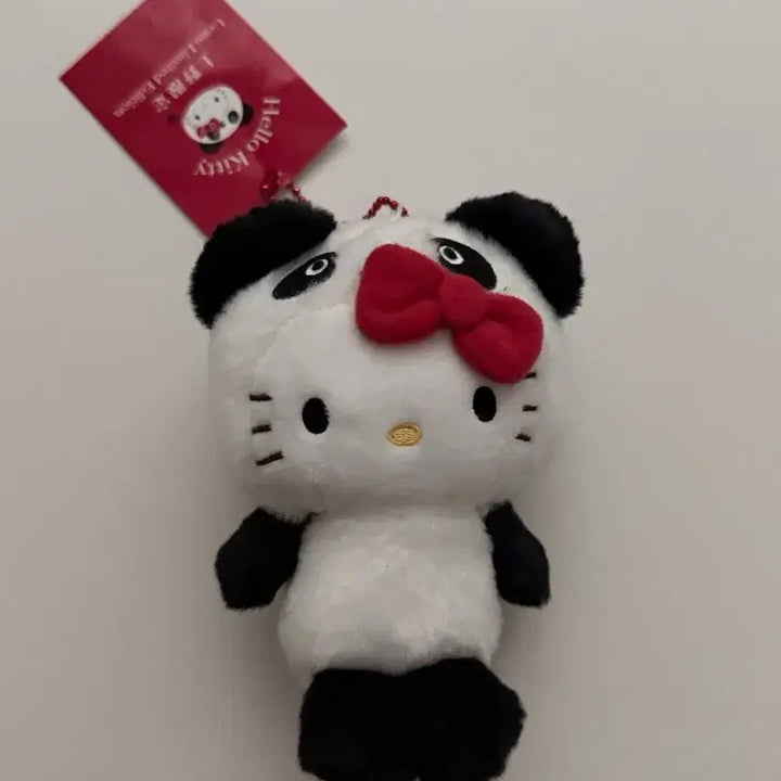 [BUNJANG] Sanrio Ueno Limited Edition Hello Kitty Panda Mascot Doll Keychain / 산리오 우에노 한정 헬로키티 판다 마스코트 인형 키링