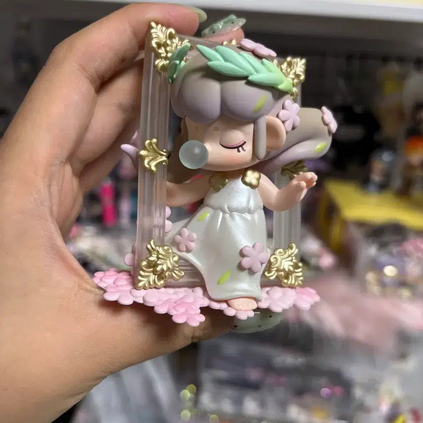[BUNJANG] Nanci Museum of Fantasy Painting Escapee Figure / 정품) 낸시 뮤지엄오브판타지 메인