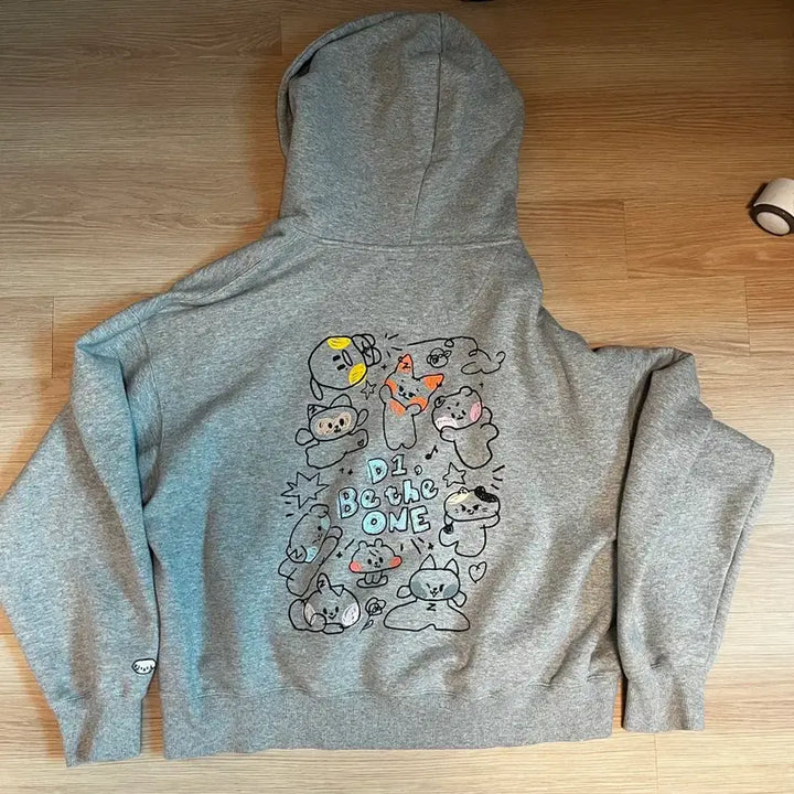 [BUNJANG] ZEROBASEONE Popup Hoodie Zip-Up (Gyunini Version) / 제로베이스원 팝업 후드집업 판매