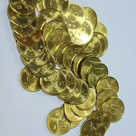 [BUNJANG] 15 x 2005 10 Won Coins Bundle / 2005년 10원 동전          15개 일괄