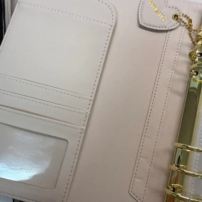 [BUNJANG] Minuit Macaron Binder A5 Cream + 11 Inner Pages + Keyring / 미뉴잇 마카롱 바인더 A5 크림색  + 속지 11장 + 키링