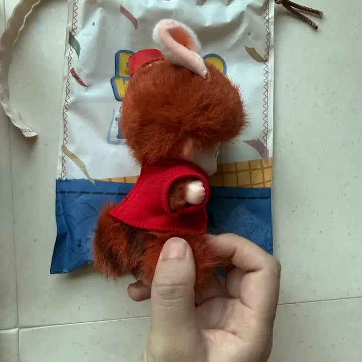 [BUNJANG] Pop Mart Dimoo World Pixar Series Red Panda Mei Keychain / 팝마트 디무 월드 픽사 시리즈 인형 키링 레드판다메이
