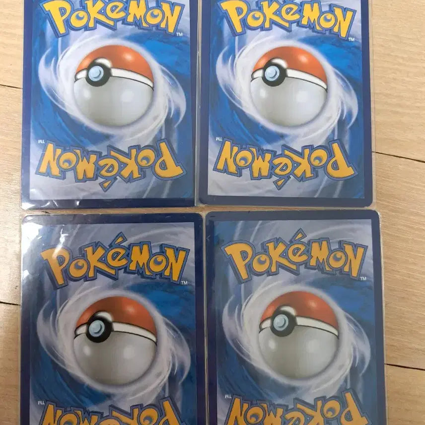 [BUNJANG] Pikachu Pokemon Card Bundle - 25th Anniversary, Promo &amp; More / 피카츄 포켓몬카드 일괄(피카츄 25주년, 프로모등등!)