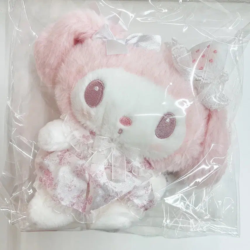 [BUNJANG] Sanrio My Melody Shiroichigo Teatime Plush 18cm (Reissue) / (재판) 마이멜로디 시로이치고 티타임 누이 새상품
