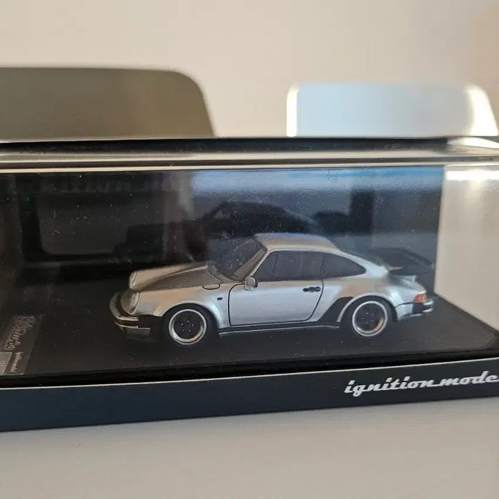[BUNJANG] Ignition Model Porsche 930 Turbo 1/43 Silver / 1/43 이그니션 0941  포르쉐 930 TURBO 실버