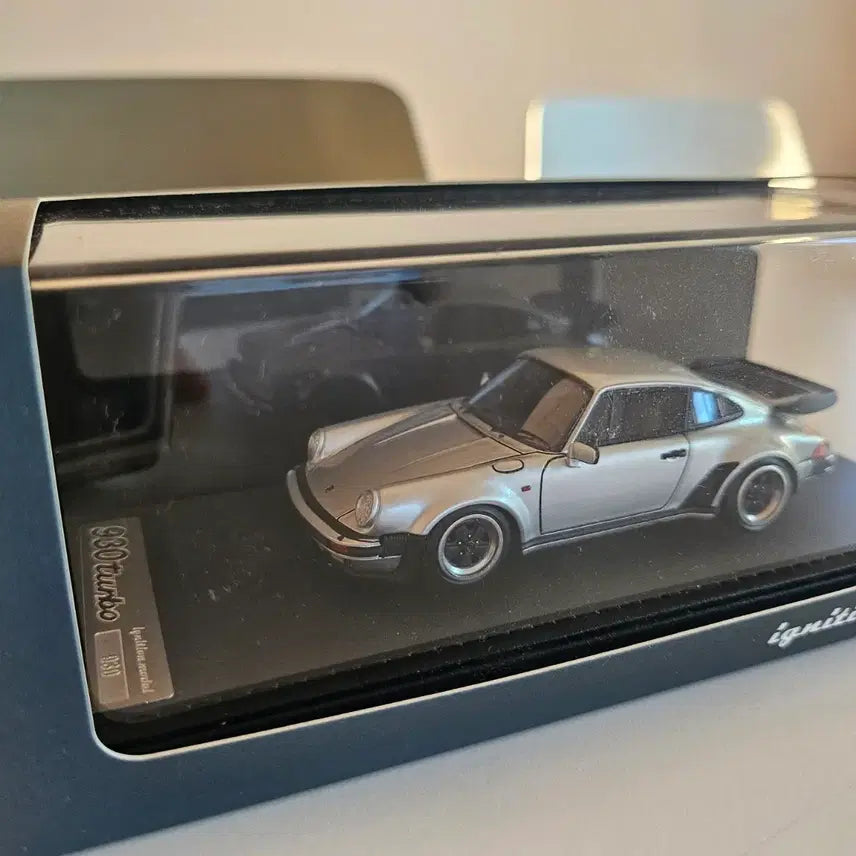 [BUNJANG] Ignition Model Porsche 930 Turbo 1/43 Silver / 1/43 이그니션 0941  포르쉐 930 TURBO 실버