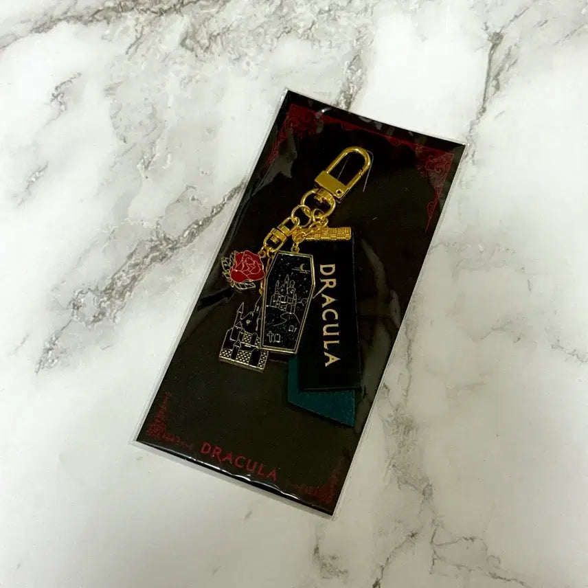 [BUNJANG] Musical Dracula 2020 MD Keychain (Ryoo Jeanghan, Kim Junsu, Jeon Dongseok) Sealed / 뮤지컬 드라큘라 2020 MD 키링 미개봉 새상품