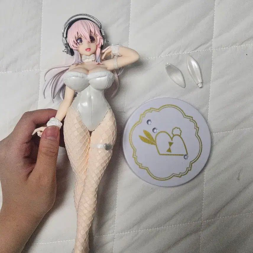 [BUNJANG] Bi Cute Bunnies Super Sonico White Figure / 비큐트 바니즈 슈퍼 소니코 화이트 피규어 (하자O 박스O)