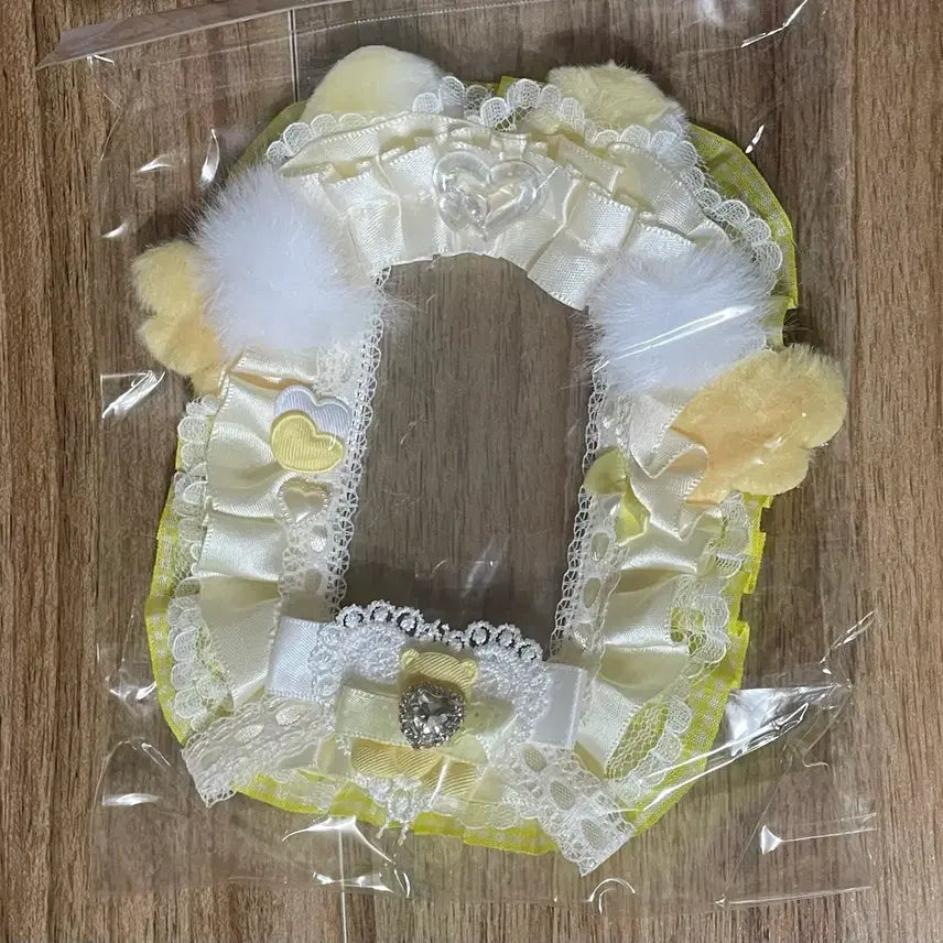 [BUNJANG] Handmade Yellow Heart Wing Angel Ribbon Lace Photocard Holder / 리본 레이스 탑꾸 포카홀더 탑로더 수제 노랑 옐로 하트 날개 천사