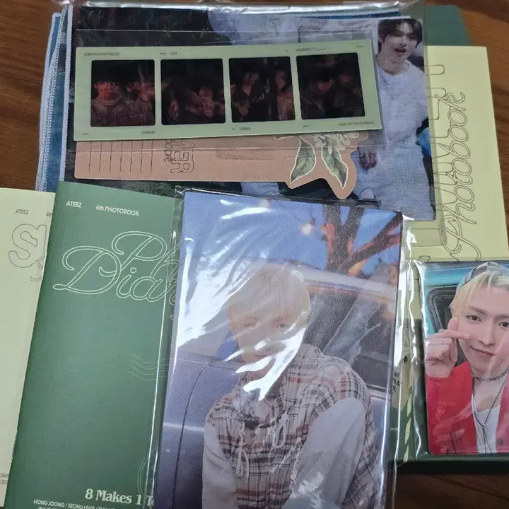 [BUNJANG] ATEEZ 2024 Summer Photobook / 에이티즈 썸머포토북 2024