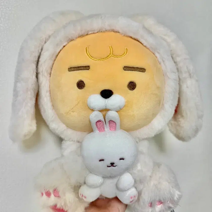 [BUNJANG] Kakao Friends Ryan 2023 Rabbit Plush / 카카오프렌즈 라이언 2023토끼 인형