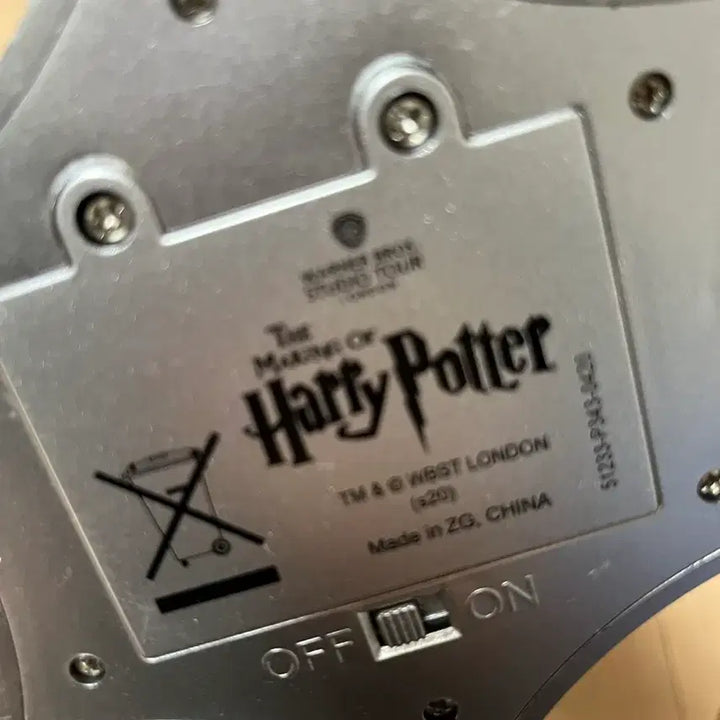 [BUNJANG] Harry Potter Goblet of Fire Triwizard Cup Figurine Lamp / 해리포터 굿즈 불의잔 트리위저드 컵 피규어 조명 무드등