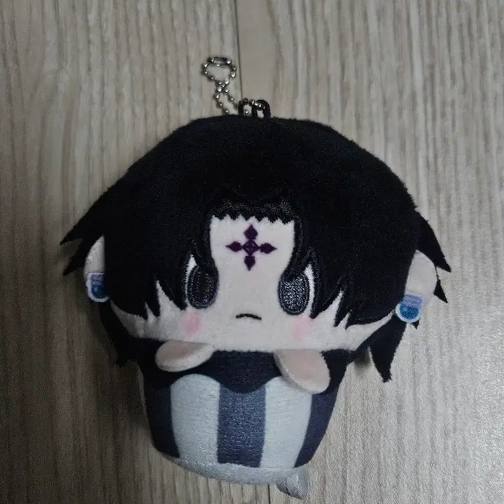 [BUNJANG] Hunter x Hunter Chrollo Lucifer "Cupcake" Plush Doll / 헌터헌터 클로로 컵케이크 타피누이 봉제인형