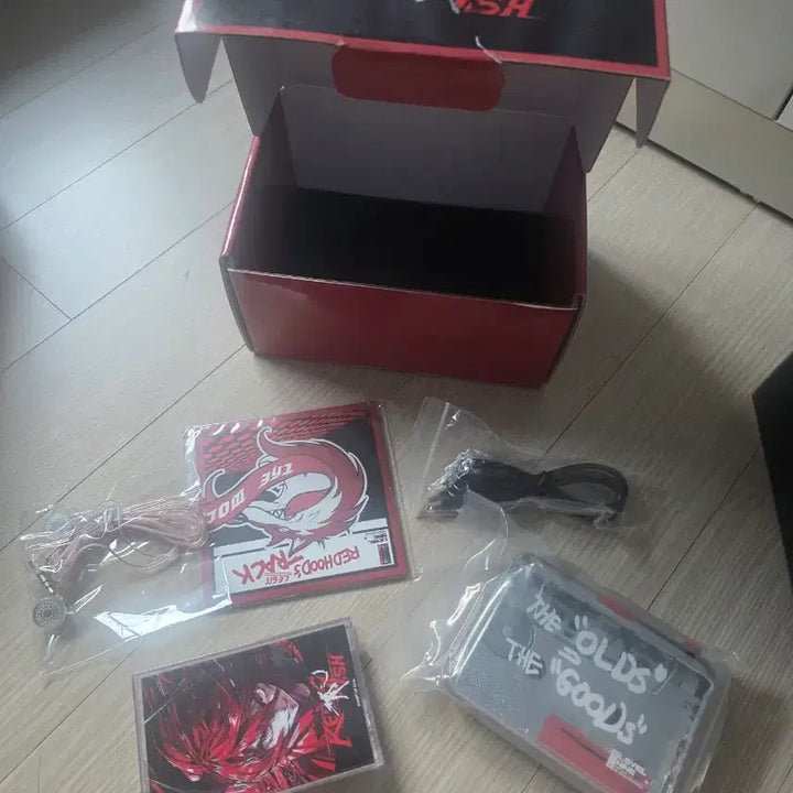 [BUNJANG] Goddess of Victory: Nikke Red Hood Cassette Set (Excluding Cards) / 승리의 여신 니케 레드후드 카세트 세트(카드 제외)