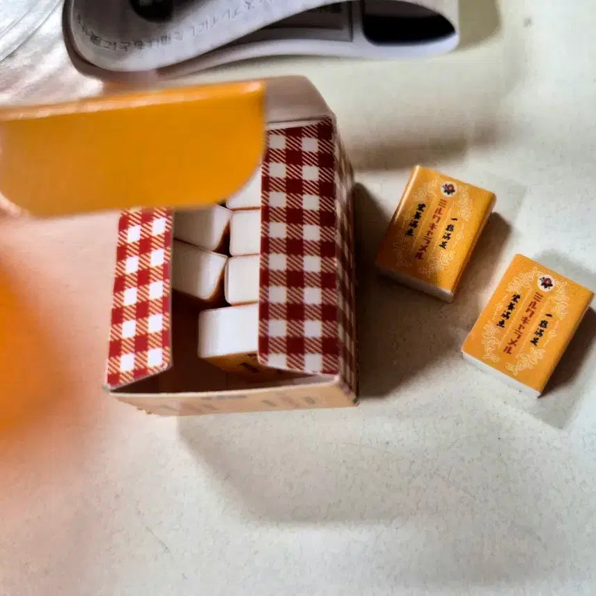 [BUNJANG] JDREAM Milky Caramel Miniature Gachapon / JDREAM 밀키카라멜 미니어처 가챠