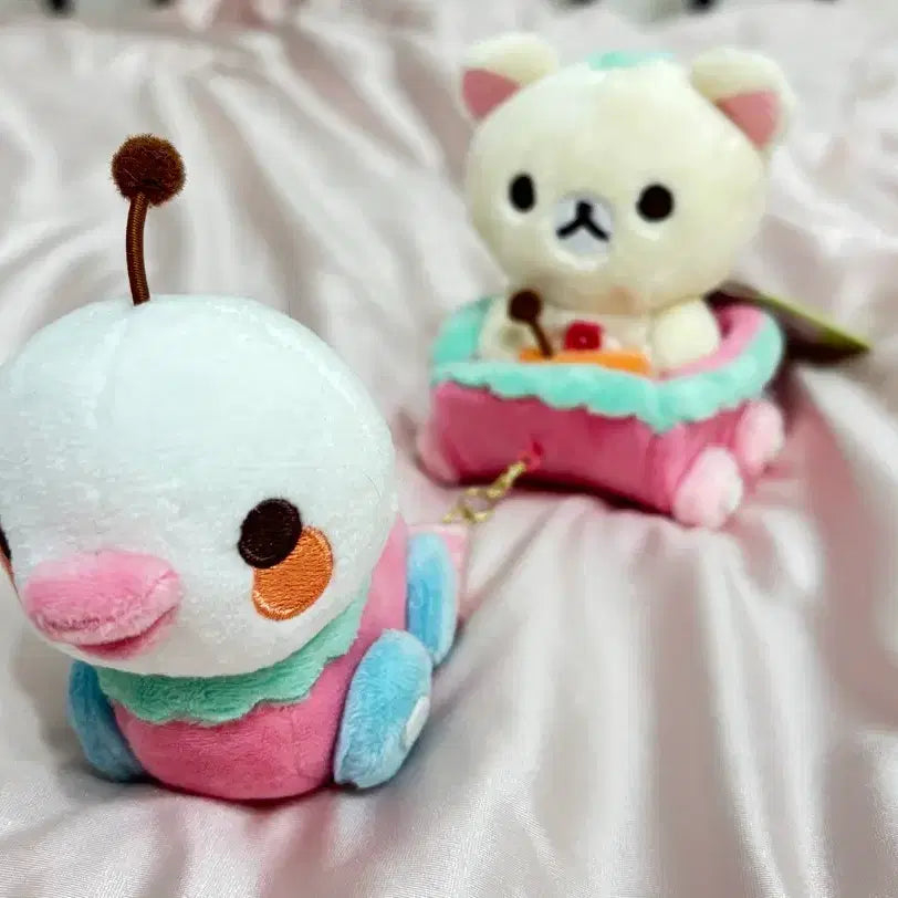 [BUNJANG] Rilakkuma Strawberry Train Plush Toy / 딸기기차 코리락쿠마 인형(택 o)