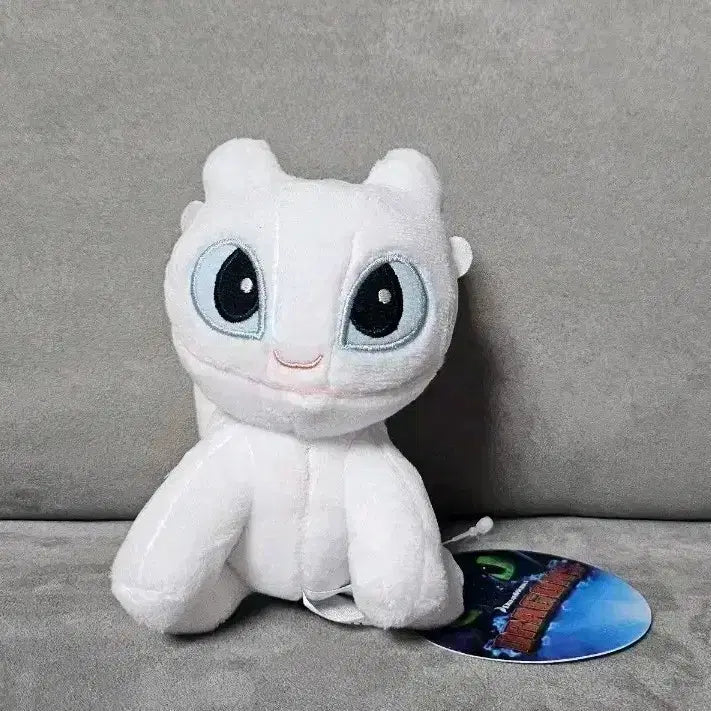 [BUNJANG] Official How to Train Your Dragon Light Fury 12cm Keychain Plush / 정품 드래곤길들이기 라이트 퓨리 12cm 키링 인형