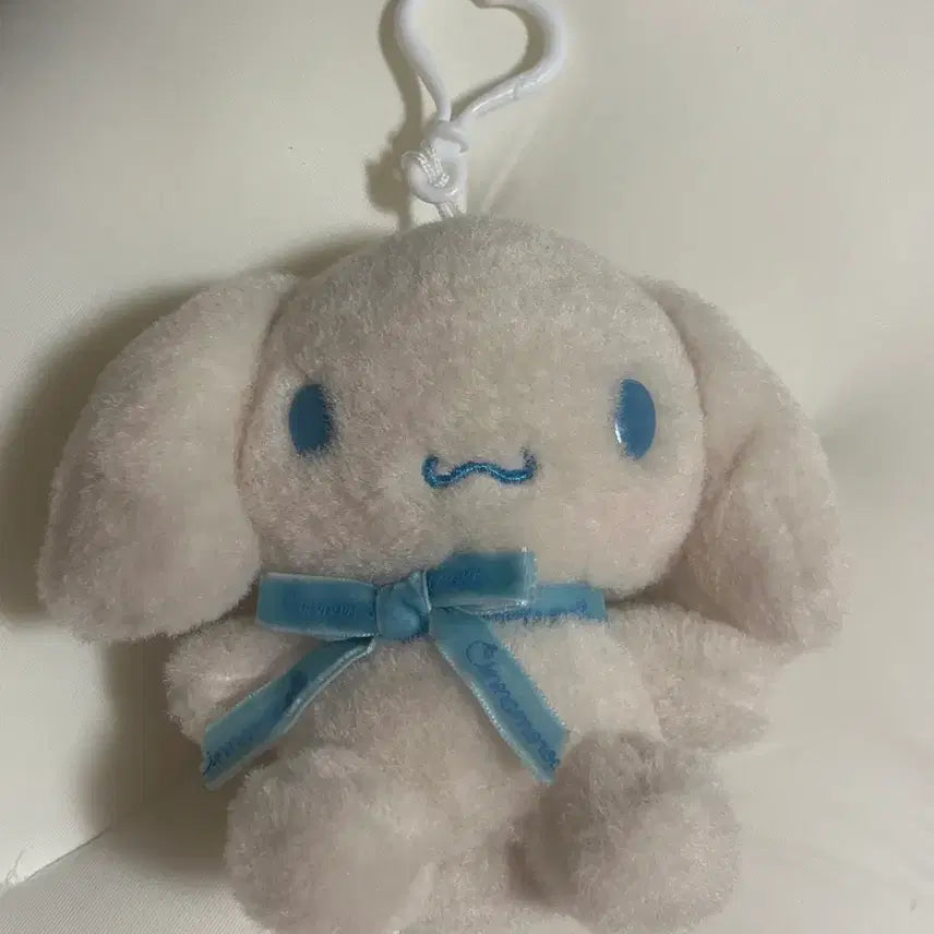 [BUNJANG] Sanrio Cinnamoroll Plush Doll Keychain (Beige) / 레어 산리오 뽀글이 베이지 시나모롤 인형키링