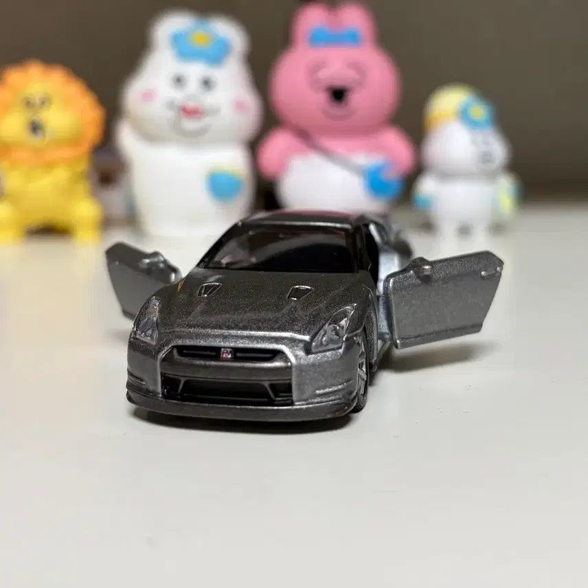 [BUNJANG] Tomica Limited Nissan GTR R35 Diecast Car / 토미카 리미티드 닛산 GTR R35 미니카 다이캐스트