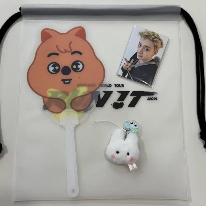 [BUNJANG] Stray Kids SKZOO RUN IT SEOUL 7/26 Admission Gift Set / 스트레이키즈 RUN IT SEOUL 7/26 day2 입장기프트 stray kids skzoo