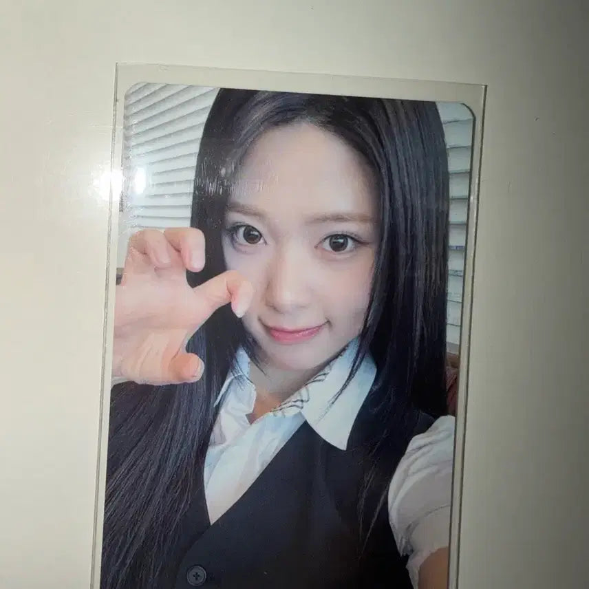 [BUNJANG] XYZ JENA Photocard / 리센느 제나 포카 판매