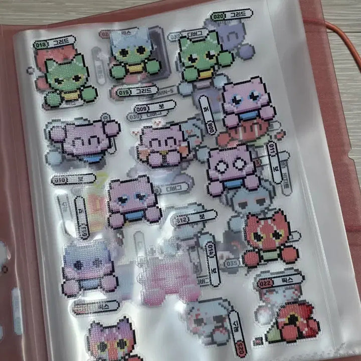 [BUNJANG] Minions Virus Sticker Book / 위니언 바이러스 스티커북 판매