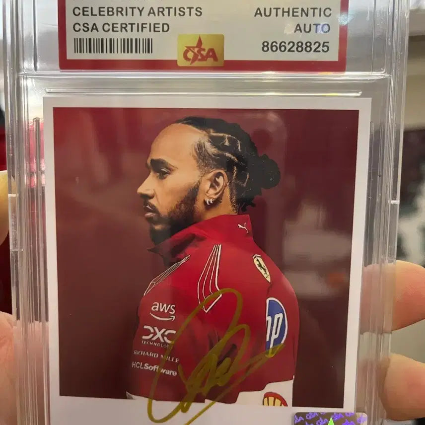 [BUNJANG] Lewis Hamilton Autographed Photocard / 루이스 해밀턴 친필싸인 포토카드