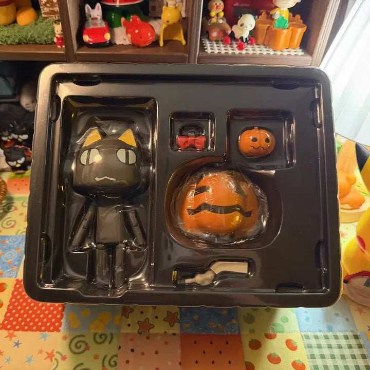 [BUNJANG] TAITO Kaiyodo Dokodemo Issyo Kuro Halloween Ver. Revoltech Figure (2009) / 2009) 도코데모잇쇼 쿠로 리볼텍 할로윈 ver. 토로 피규어