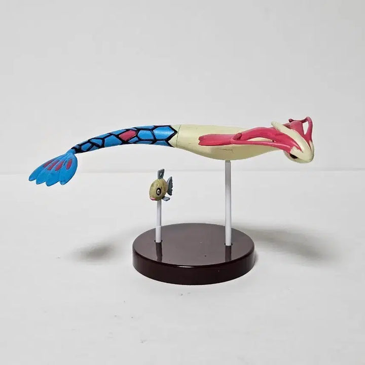 [BUNJANG] Pokemon 3D Figure Collection Milotic Swimming Version (Rare) / 7월까지 판매,매우희귀품,택포)포켓몬스터 입체도감 밀로틱 유영버전 피규어 중고