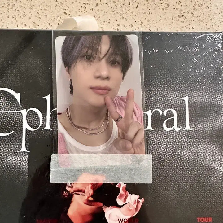 [BUNJANG] Taemin Ephemeral Gaze DVD QR Ver. (Sealed, Photocard Included) / 태민 TAEMIN Ephemeral Gaze DVD 국내판 QR ver. (미개봉, 포카포함)